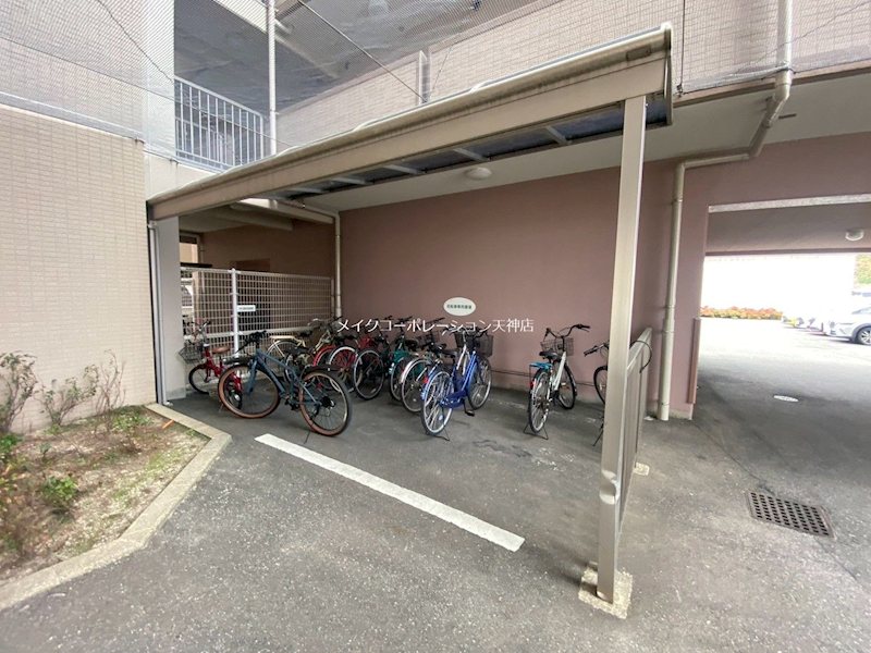 サヴォイグランデス  玄関