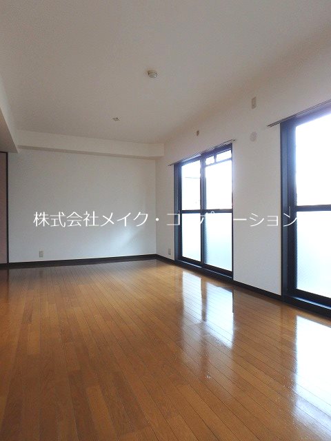 アルテール飯倉 リビング