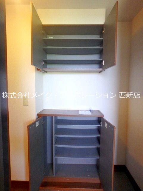 テリトワール田島～駐車場無料～ 玄関