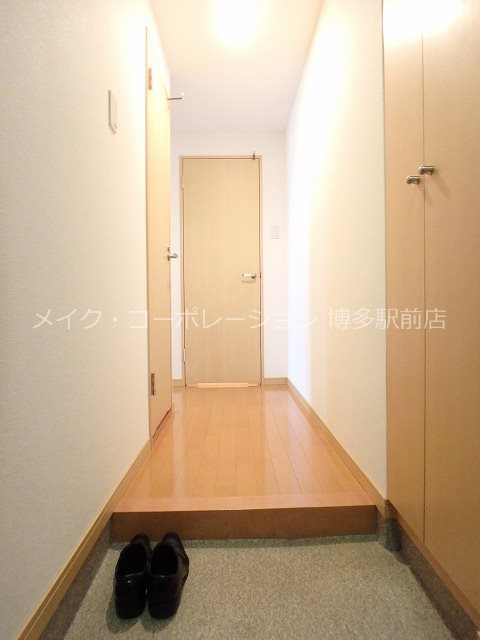 リバティ神屋 玄関