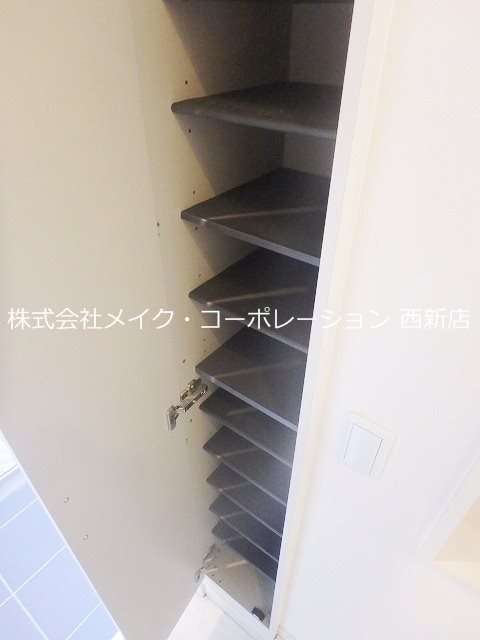 CB室見ルクス～ネット無料～ 玄関