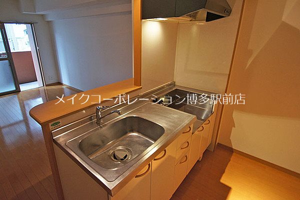スカイシャトレ箱崎南  キッチン