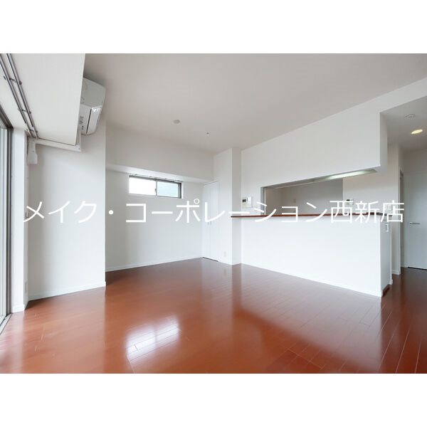 リビング ラクレイス西新 リビング