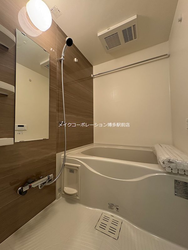 バス LIFEFIELD国際空港前 風呂画像