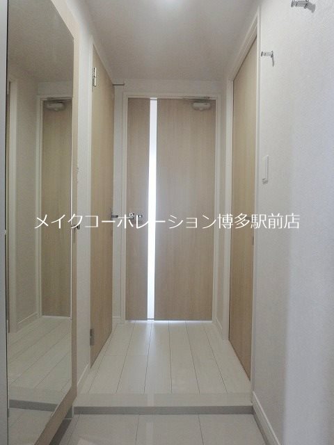 ネストピア大濠公園駅前Ⅱ  玄関