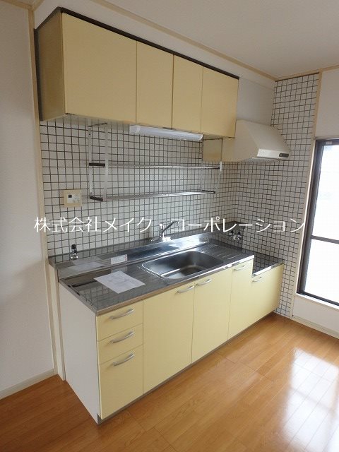 ホワイトハウス干隈 キッチン