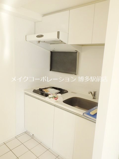ナビールコート薬院  キッチン