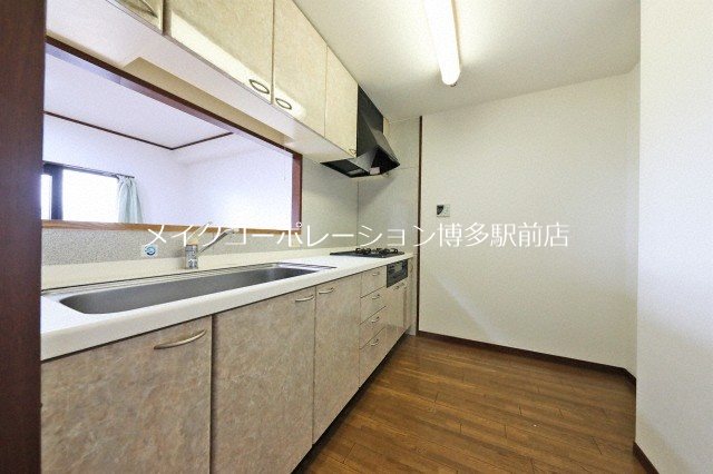 アーバンパレス天神南ハートランドタワーA棟 キッチン
