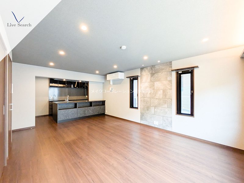 S-RESIDENCE平尾WEST リビング