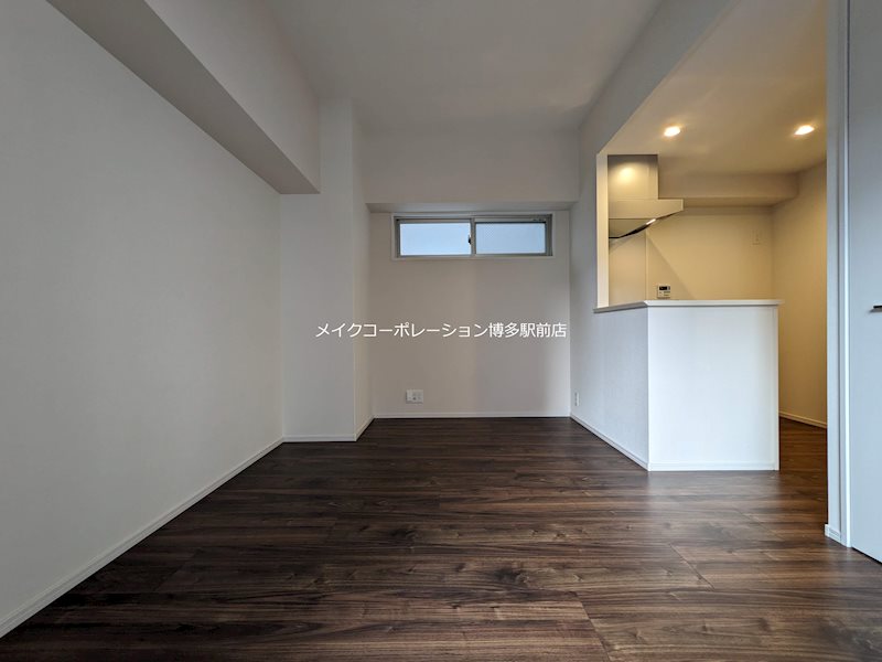 アルティザ博多駅前 リビング