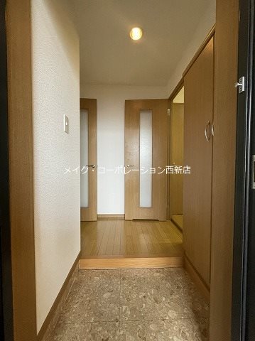 BON　TourⅡ番館 玄関