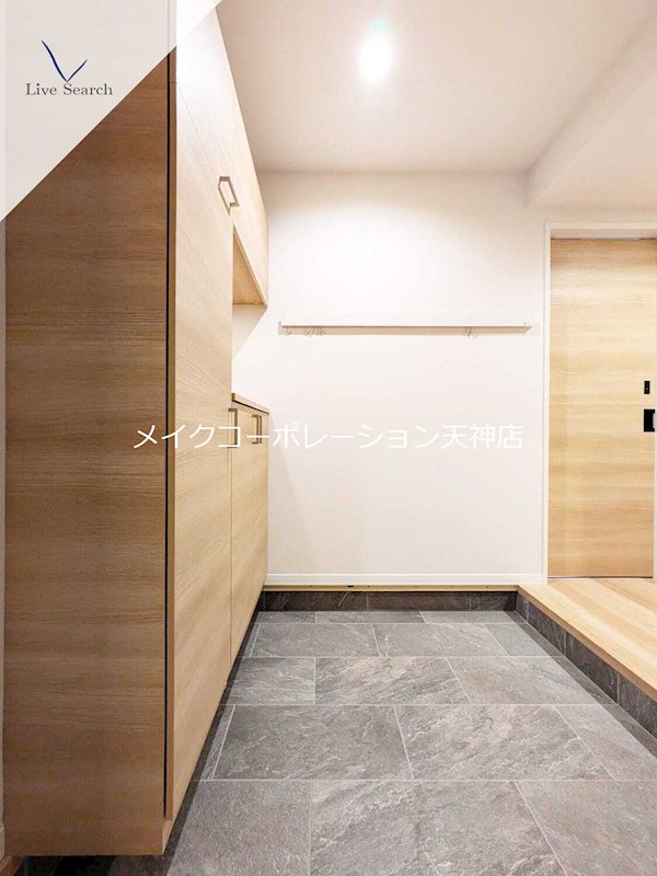 シャーメゾン別府ステラ 玄関