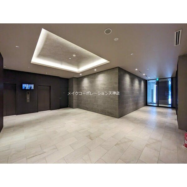 YAKUIN SQUARE リビング