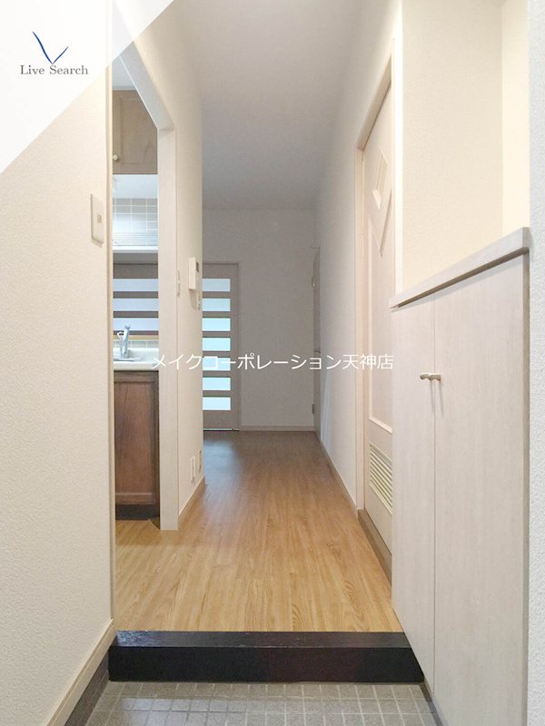 ニッセイ・ディーセント小笹 玄関