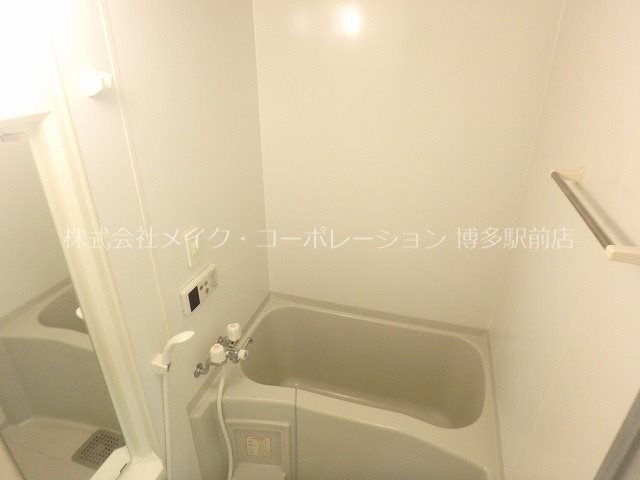 バス サン・トルース駅南 風呂画像