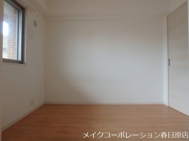 メゾンドボヌール ベッドルーム