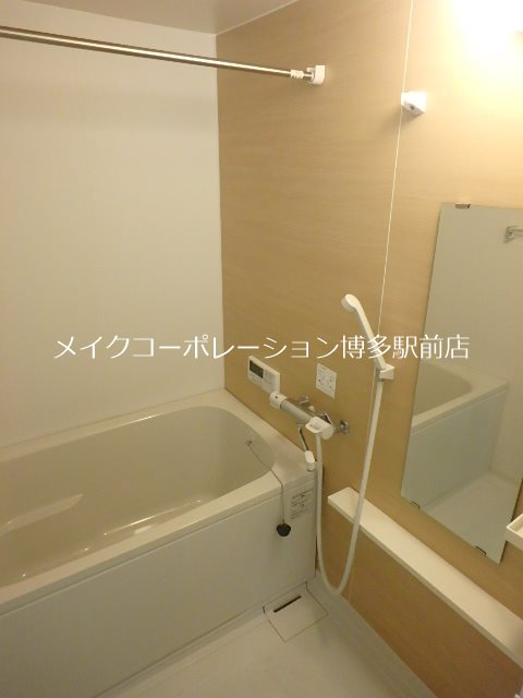 ルッシェ渡辺通  風呂画像