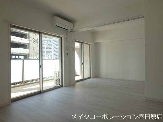 ALFACIO SOUTH FONTE リビング