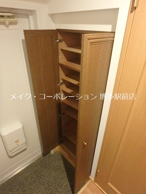 第7川崎ビル 玄関