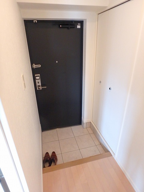 エンクレスト御供所 玄関