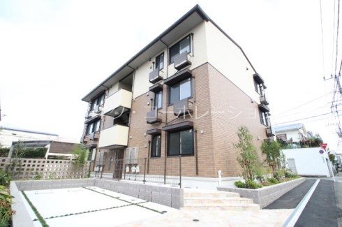 D-room地行 外観