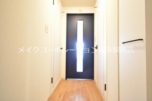 ベイシック大名  玄関