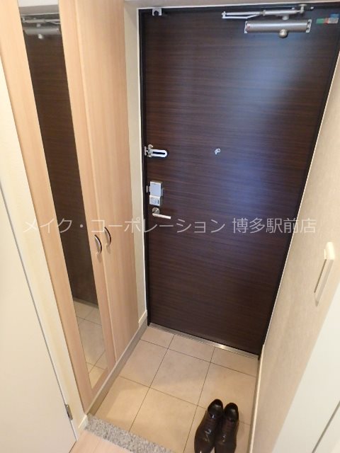 エンクレストNEO博多駅南 玄関