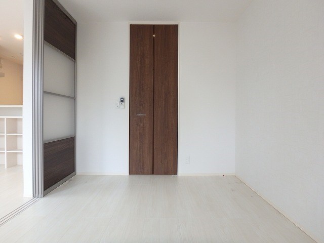 D-roomメゾン空港通 ベッドルーム