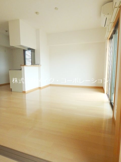 アリュール姪浜 リビング