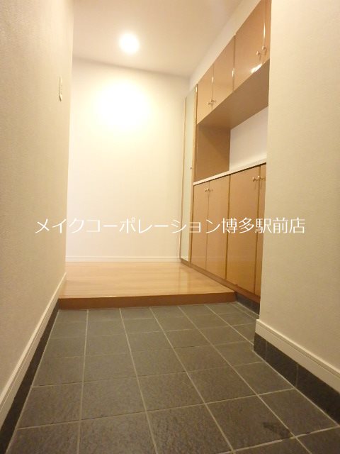 クレアウォーターマーク 玄関