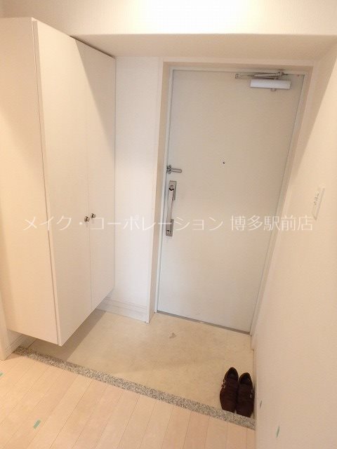 アイセレブ博多南  玄関