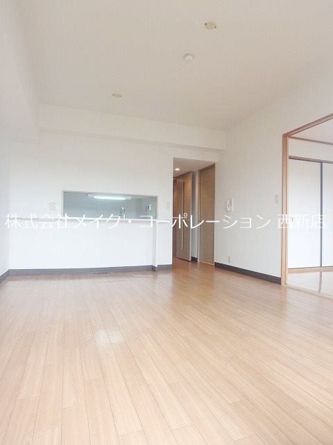 プライムメゾン百道浜 リビング