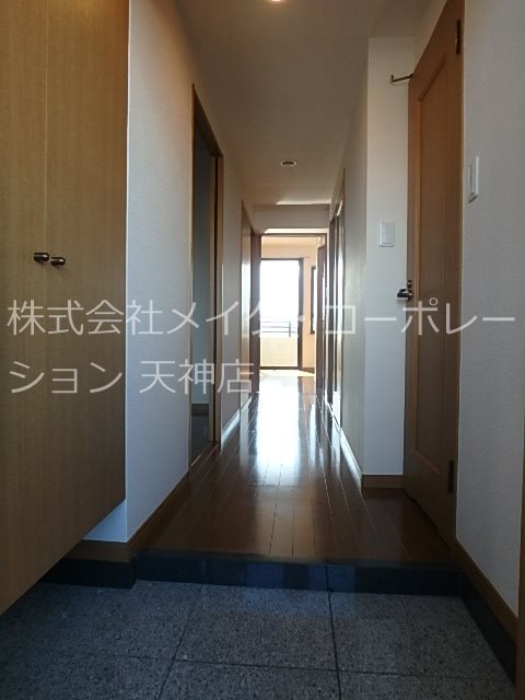 クリエート日赤通り  玄関