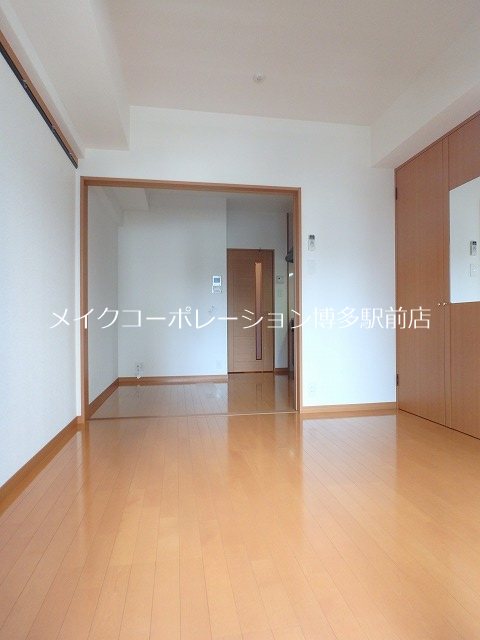 SUN・NESTPIA箱崎駅前 リビング