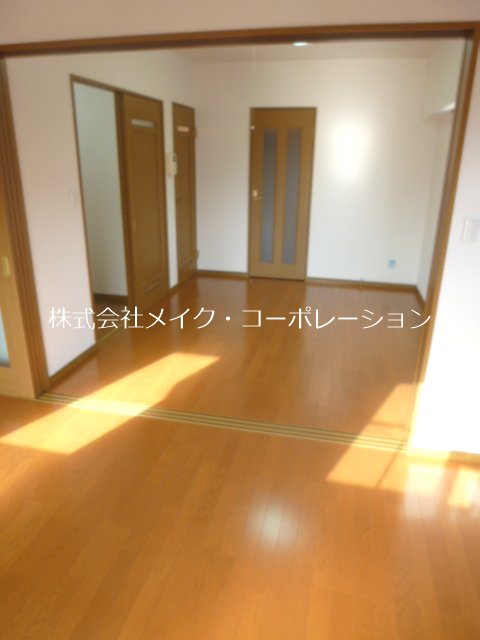 エスタシオン リビング