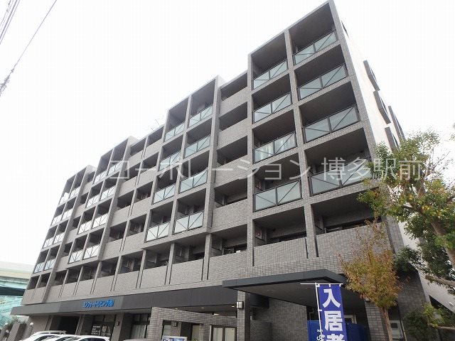レシェンテ・ヴィラ東福岡 外観