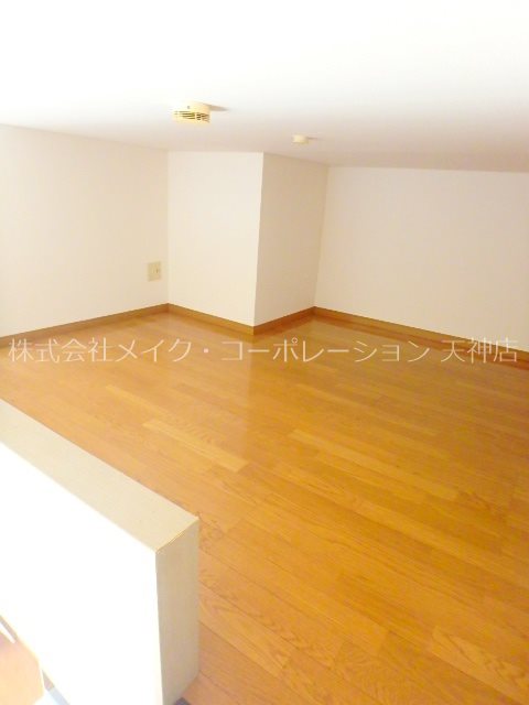 クレセント英 ベッドルーム
