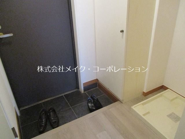リバティ高砂六番館 玄関