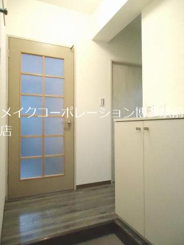 ドミール平尾 玄関
