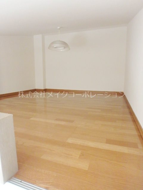 フラワーマンション ベッドルーム
