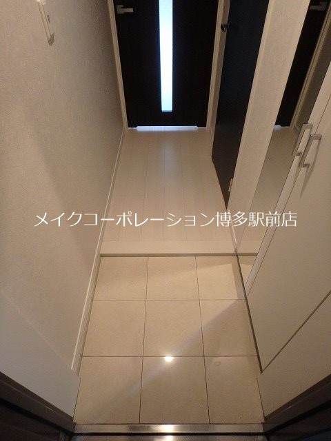 ネストピア呉服町 玄関