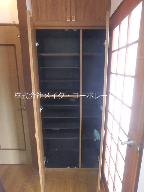 シャトー藤崎南 玄関