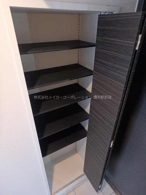 エンクレスト吉塚駅前Ⅱ 玄関