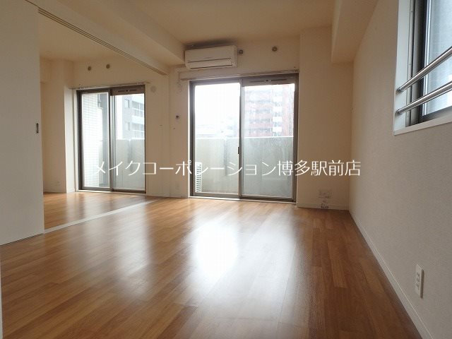 サザンコート博多駅前 リビング