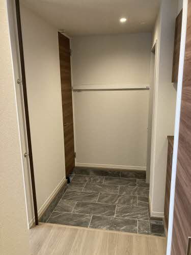 カームハイツ 玄関