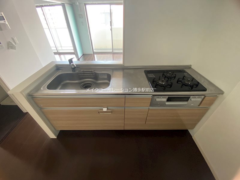 デアマーレ博多 キッチン