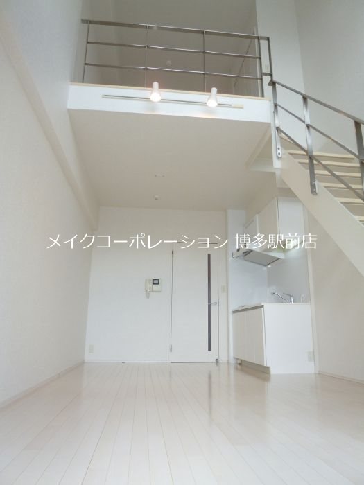 プライムスクエア リビング