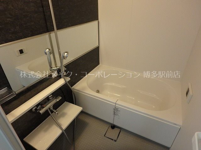 レガリア吉塚  風呂画像