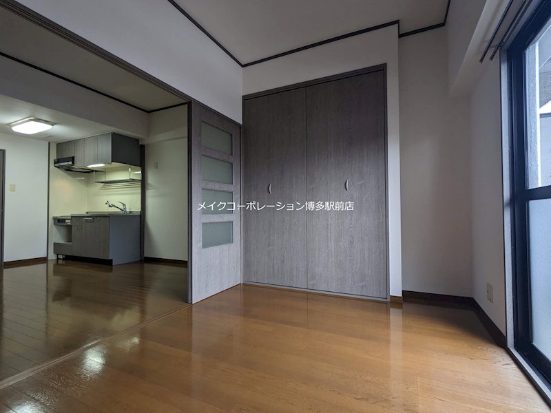 ベッドルーム ロイヤル天神東 ベッドルーム