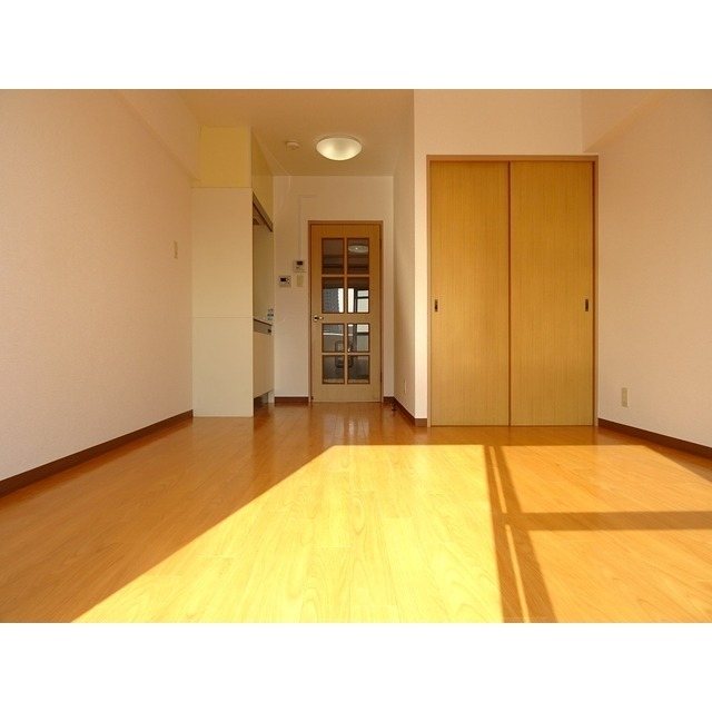 メープル リビング